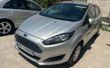 Rent Ford Ford Fiesta 