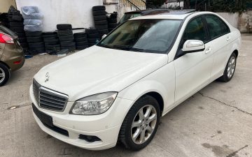 Rent Mercedes Mercedes c classe 